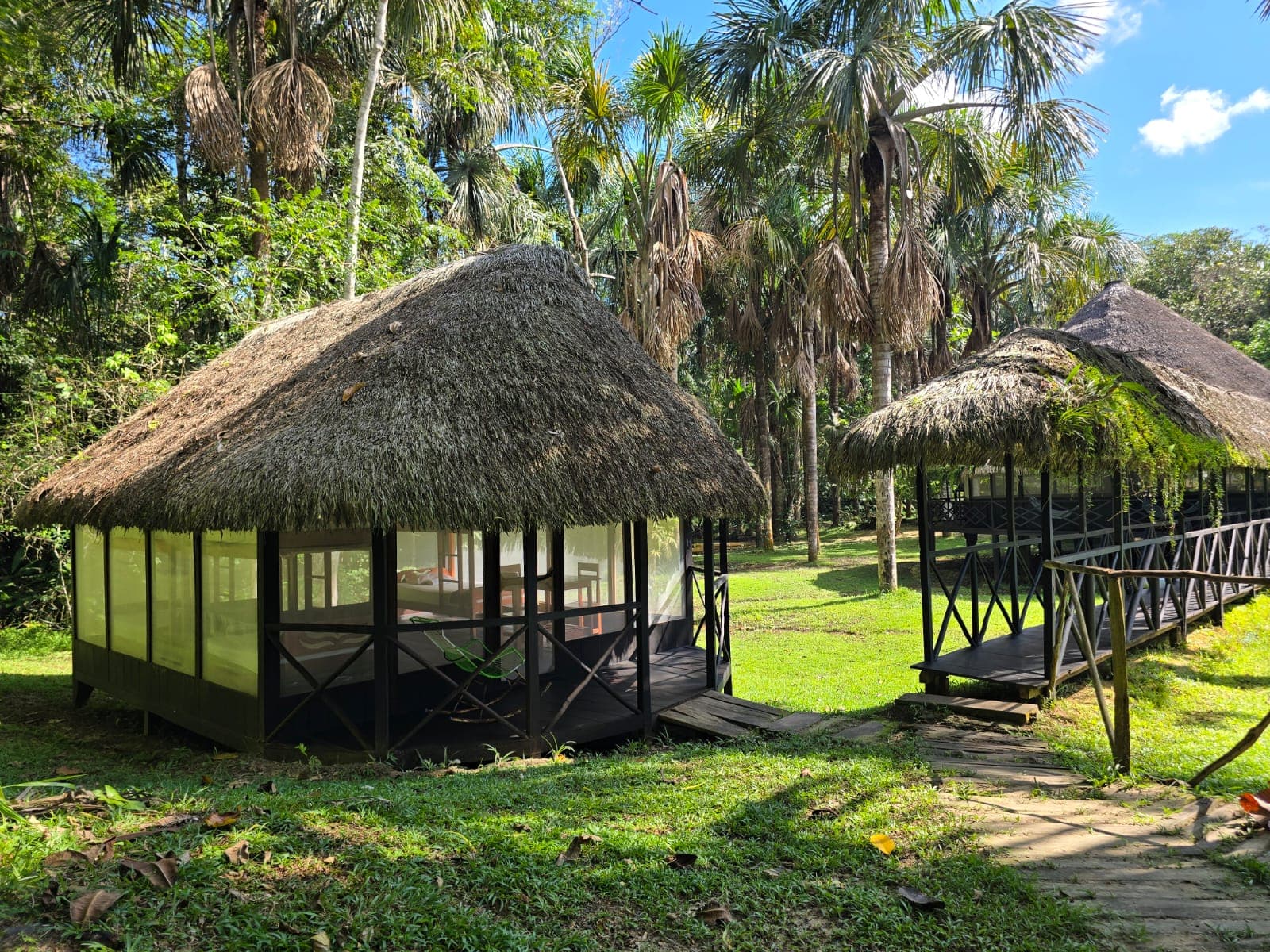Sunny view of the communal area at Dreamglade